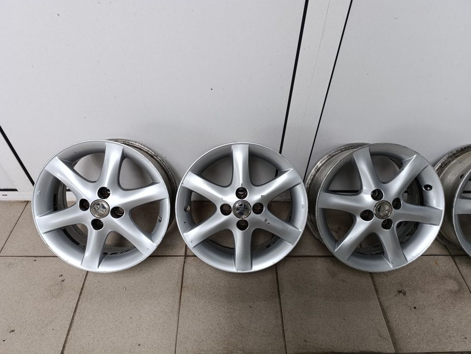 Алуминиеви джантиI за Toyota 6JJ 15цола 4х100 ET45 MADE IN JAPAN