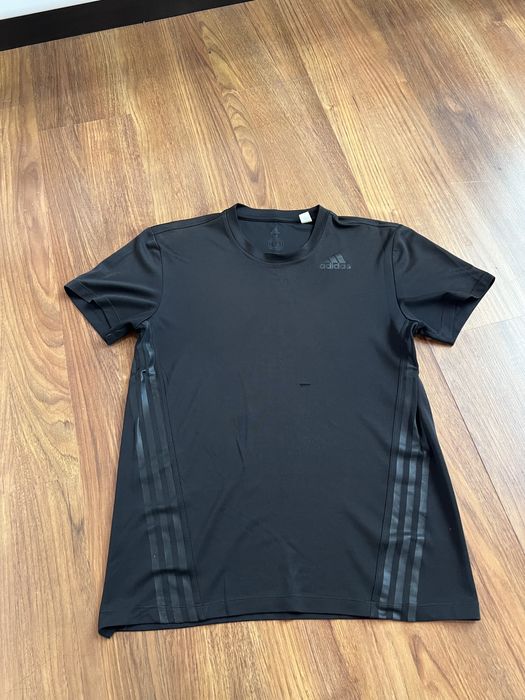 Продам подросковыйе одежду