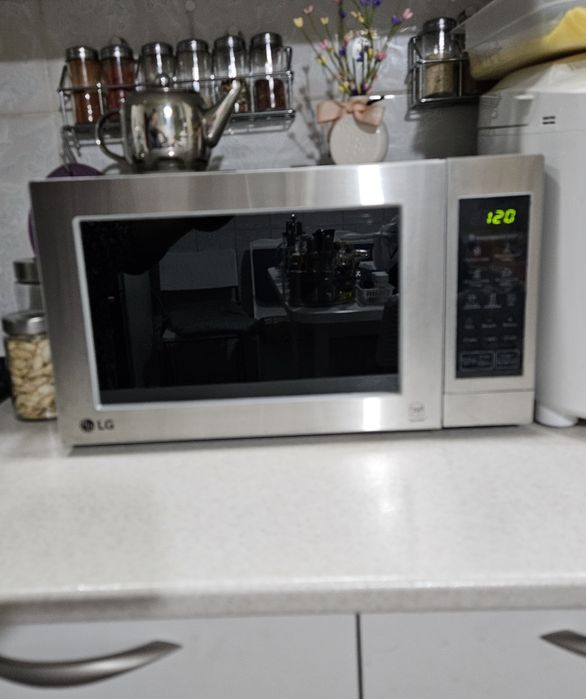 Микроволновка LG бу