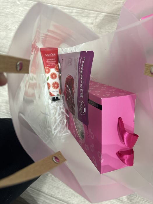 Подарочный набор для девушек и женщин