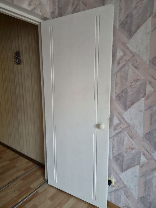 Продам межкомнатные двери