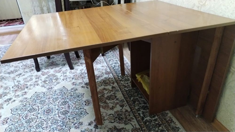 Стол раскладной в гостинную