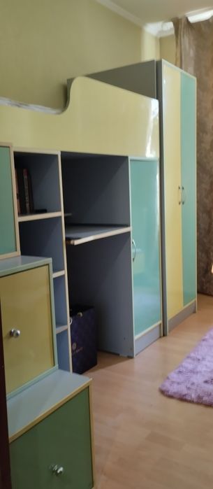 Детский гарнитур.