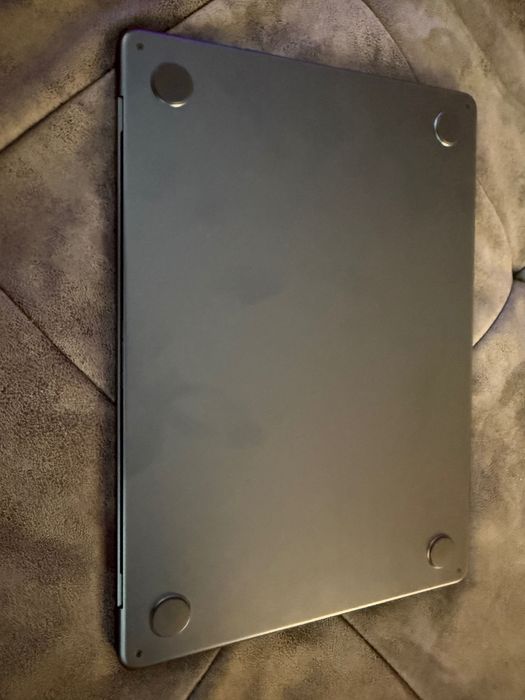 MacBook Air 13” M4 2025