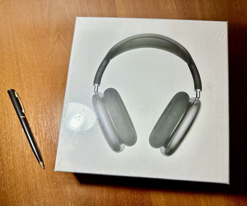 Airpods Max with SmartCase 2025