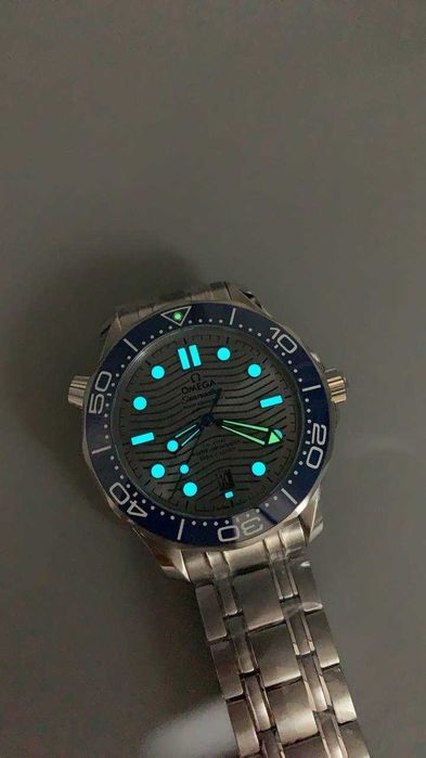 omega seamaster diver 300m сиво-синьо