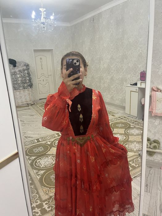 Платя почти новый