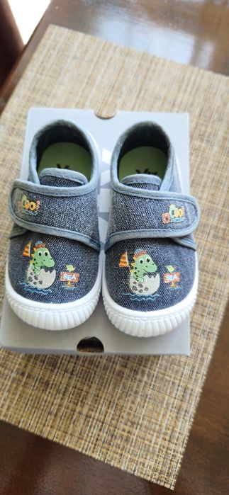 Обувки кецове 22 размер