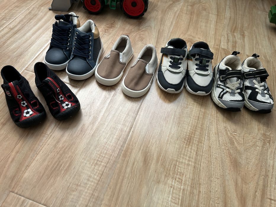 Lot incaltaminte marimea 23