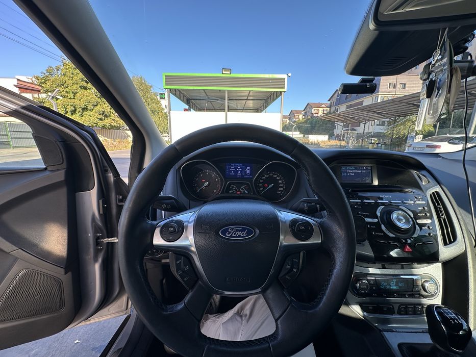 FORD Focus 2012 — imagine 3