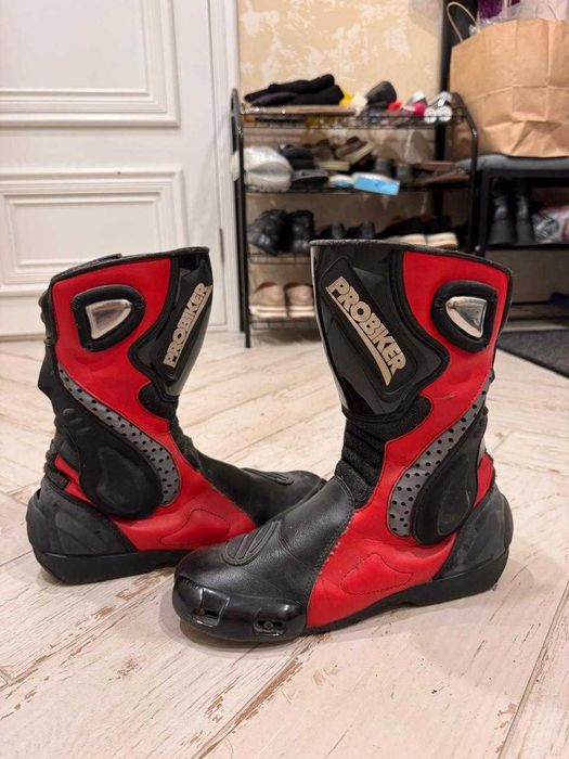 Байкерские ботинки