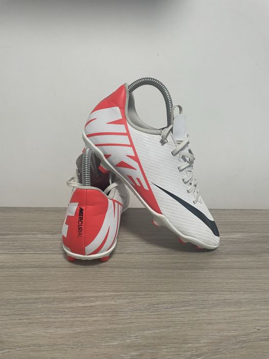 Nike Mercurial Vapor 15 Club FG/MG N: 38