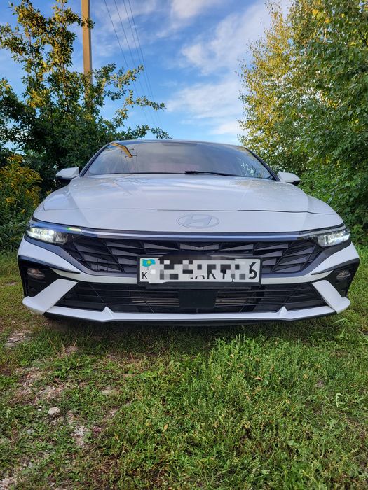 Хундай элантра .