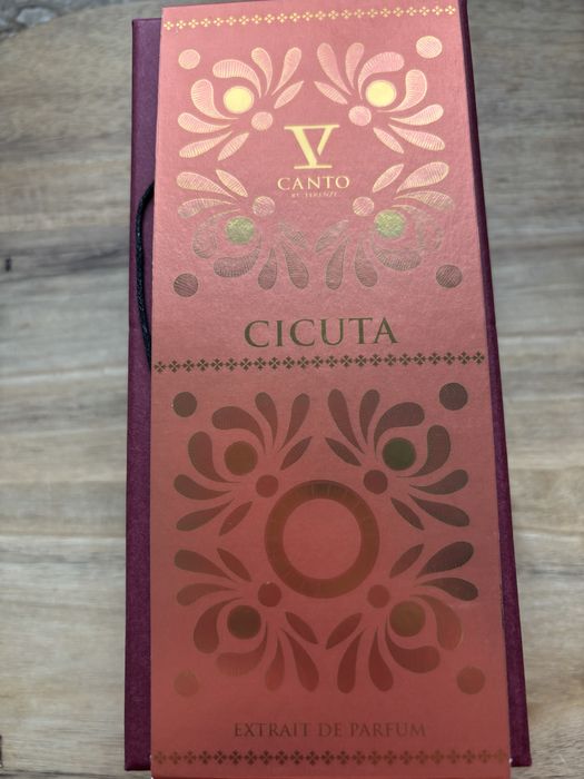 V Canto Cicuta Extract de Parfum 100ml