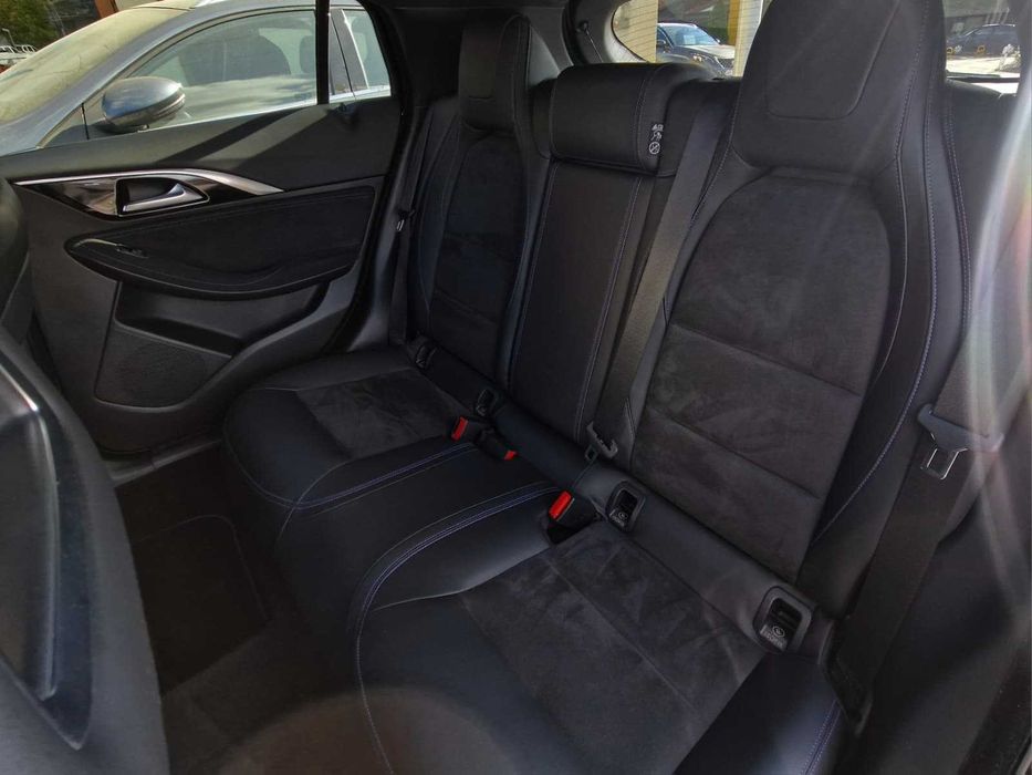 Infiniti Q30 S 2.0t 210 CP 2016 4x4 Automat/Sport City Black/Led/Piele/Navigatie/Alcantara/Panoramic/Camera/Touch/Jante 19/