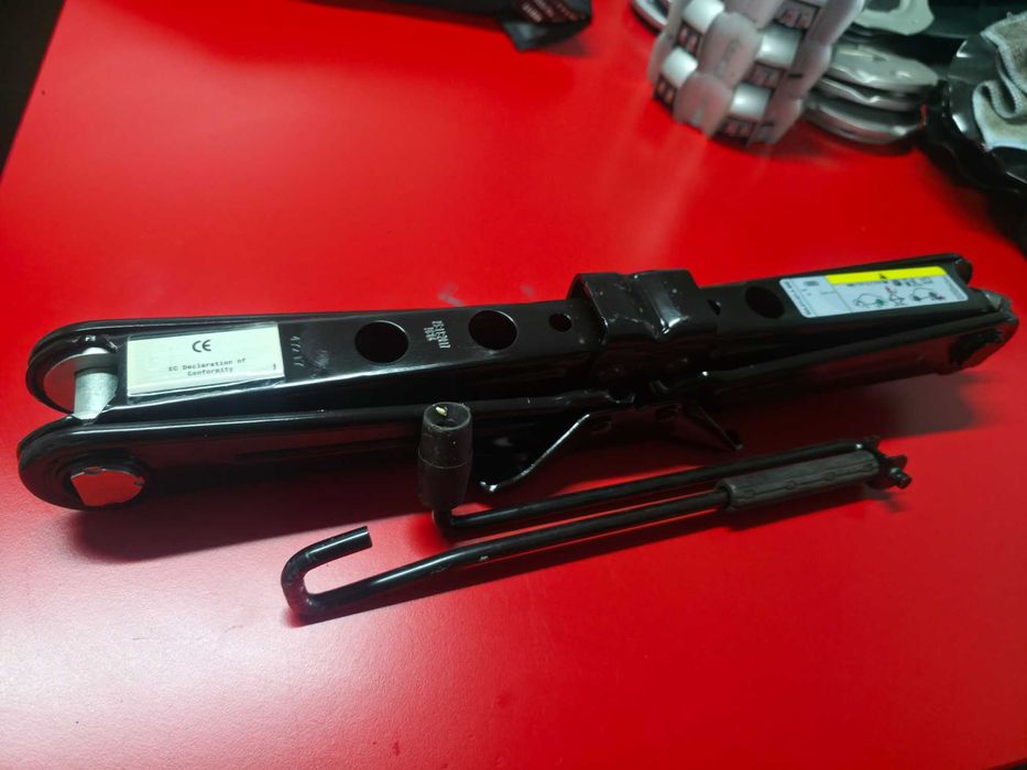 Cric AUTO OEM AUDI Q5 Q4 Q6 A4 A5 A6 A7 A8 NOU