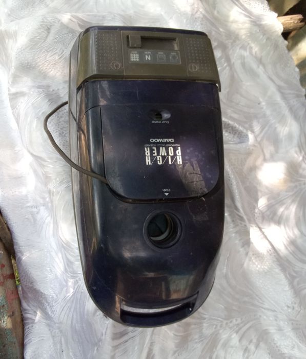 Продается Пылесос DAEEWO б.у.