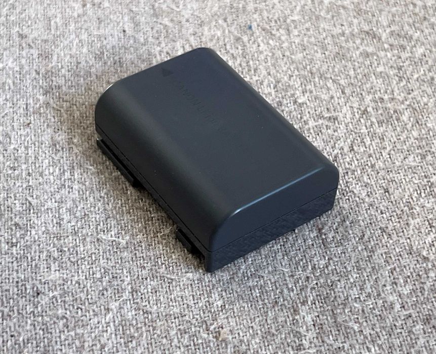 Acumulator original Canon NB 2LH 7.4V 720mAh Li ion pentru Canon DSLR