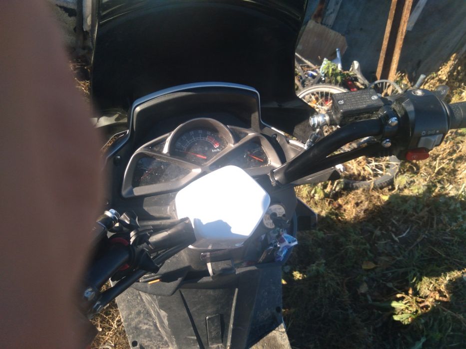 Продам скутер 175кубикав