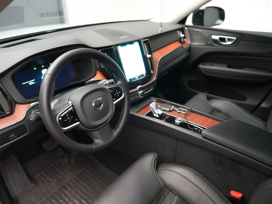 Vand Volvo XC60 2024 ULTIMATE