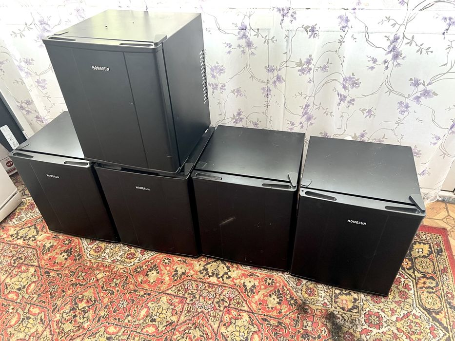 Продам Холодильник Мини Бар