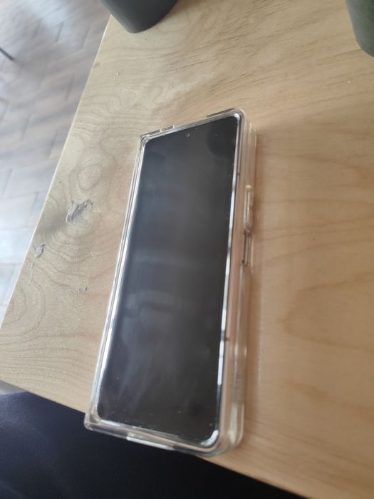 Продам Samsung z fuld 4 256