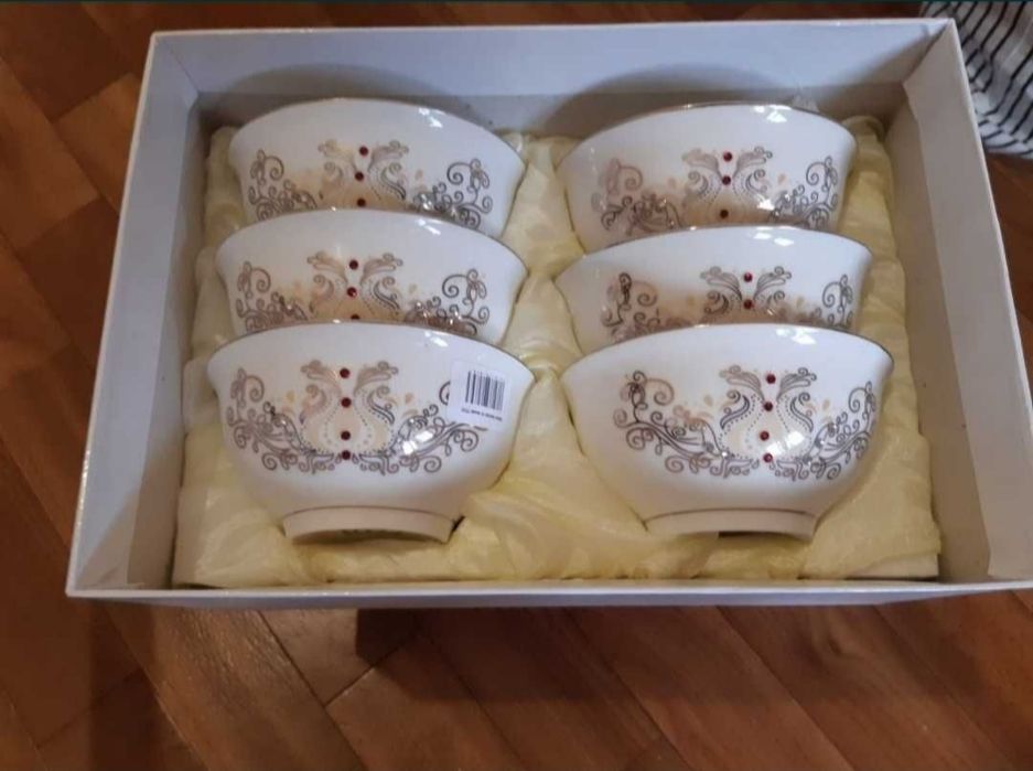 новая посуда со стразами Katherina