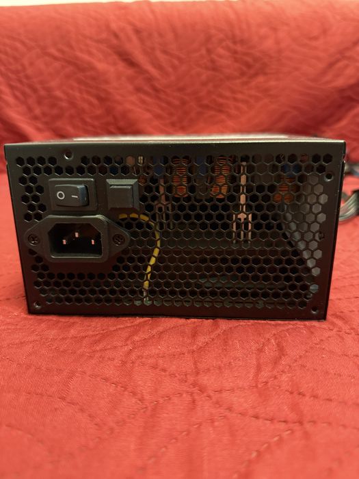 Sursa 750W Aerocool Lux RGB