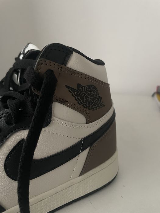 Jordan 1 mocha noi