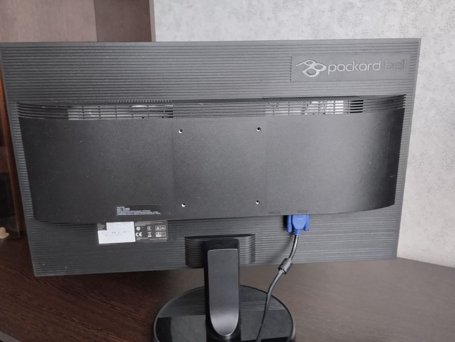 Продам LCD монитор