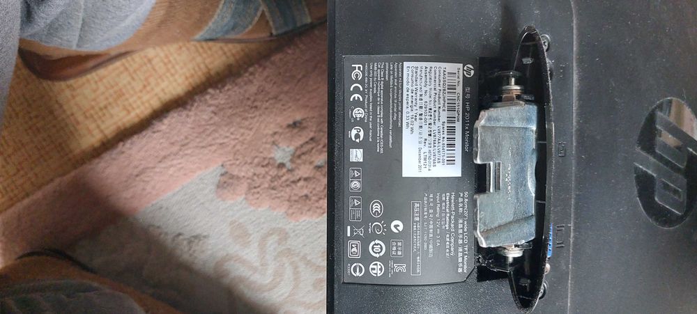 Продаются б/у мониторы