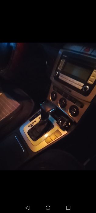 Volkswagen Passat (B6)