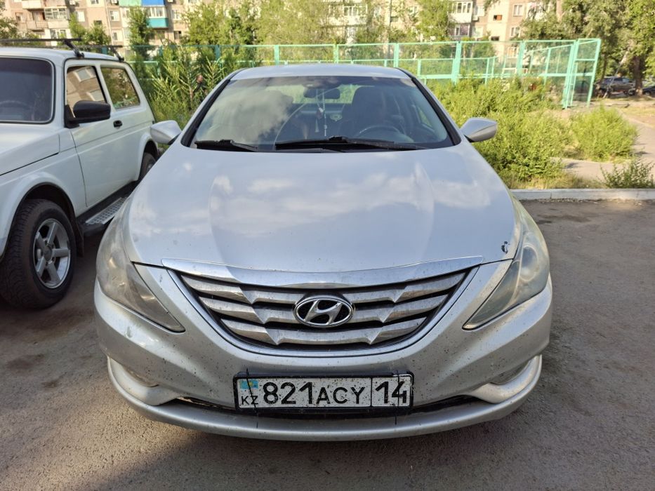 Hyundai Sonata 2010