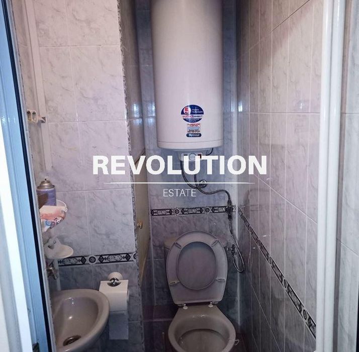 Продава се Тристаен апартамент в Варна, Младост 2 - 84 кв.м за 1667 €/кв.м - Снимка #7