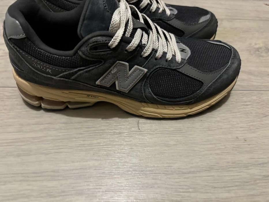 Кроссовки New Balance 2002R