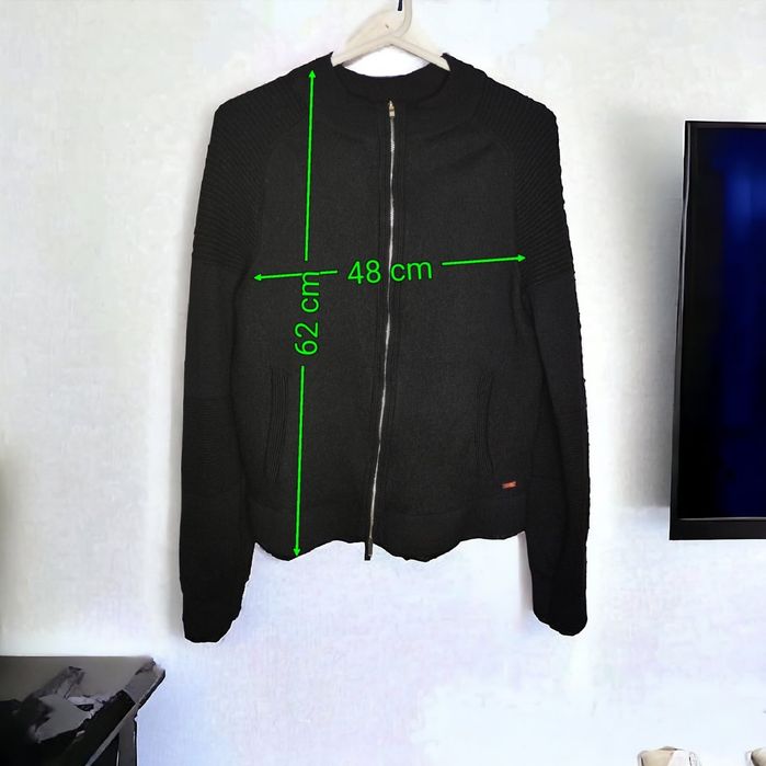 Hugo Boss оригинална мъжка вълнена жилетка S/M