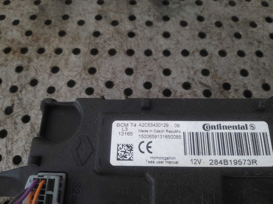 Modul calculator bcm renault clio 4 284b19573r a2c53430129