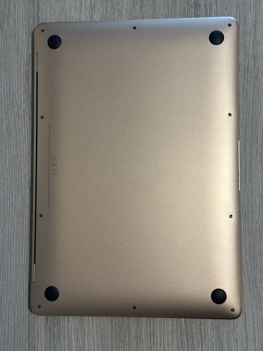 MacBook Air M1 A2337