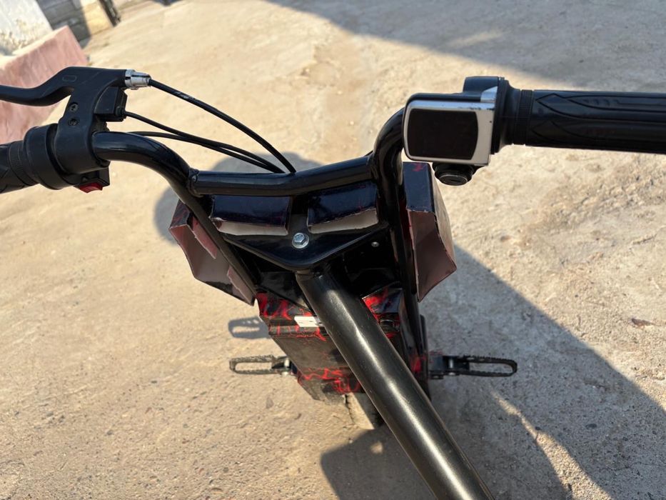 Детский скутер для дрифта