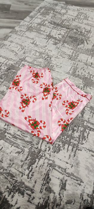 Set de pijamale din satin , damă mărime mare 1XLmare