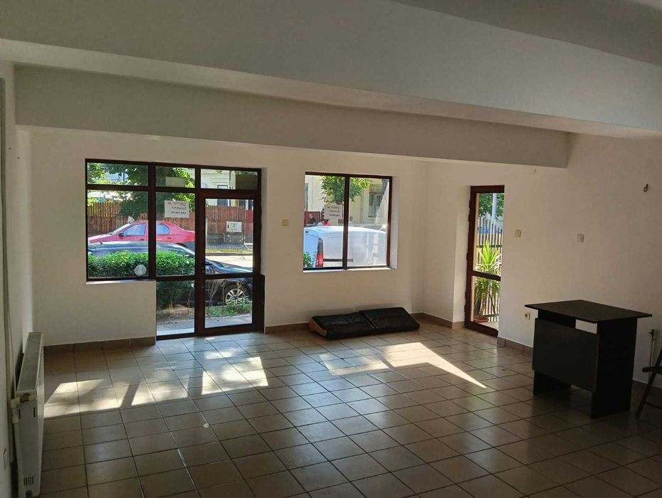 Spatiu comercial 40 mp de inchiriat