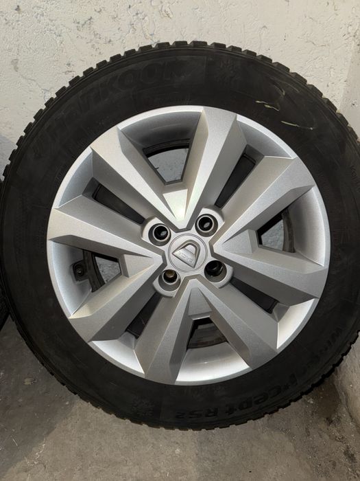 Jante OEM Dacia Logan (tabla+capac+anvelopa iarna)