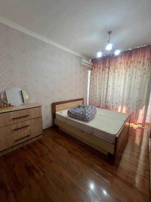Сдается в аренду 3 комнатная квартира  95м2 Чорсу ГУМ Кукельдаш