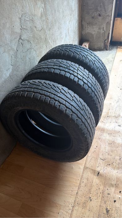Продам покрышки.