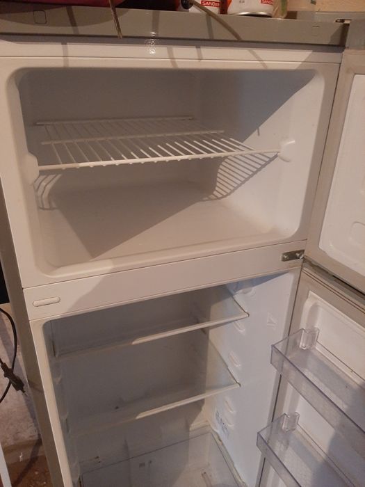 Холодильник (читайте описание)