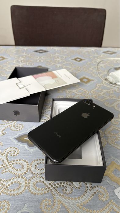 iPhone 8 Plus Black