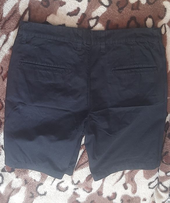 Bermude Bershka, Smog, H&M