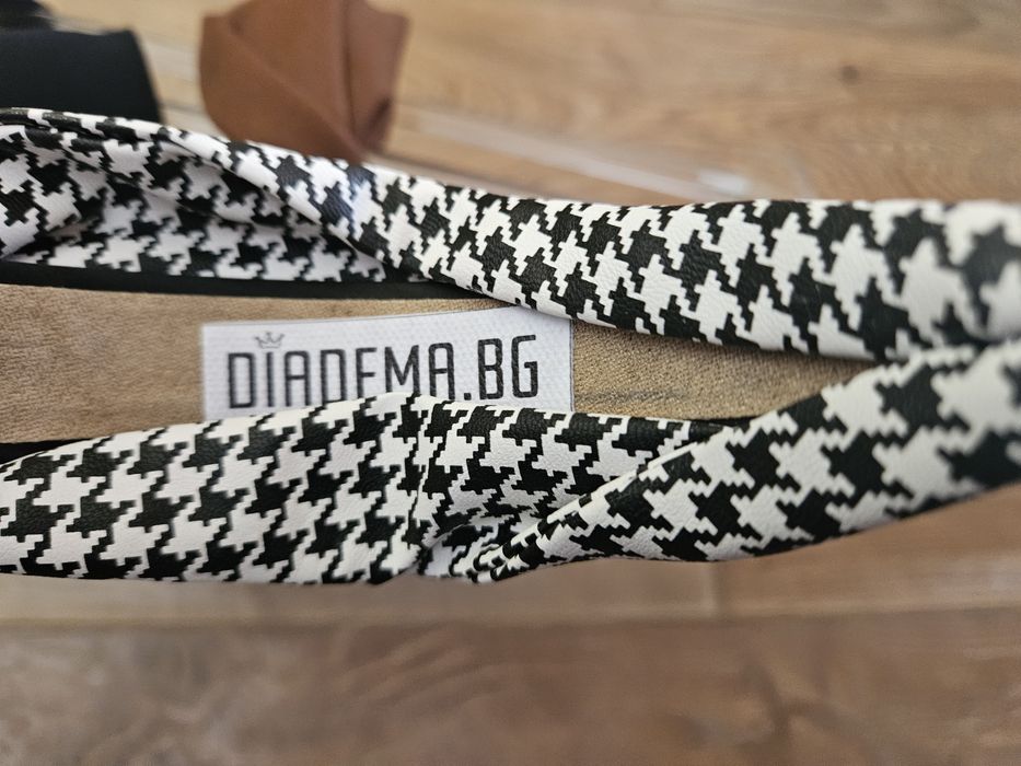 Красиви диадеми за коса