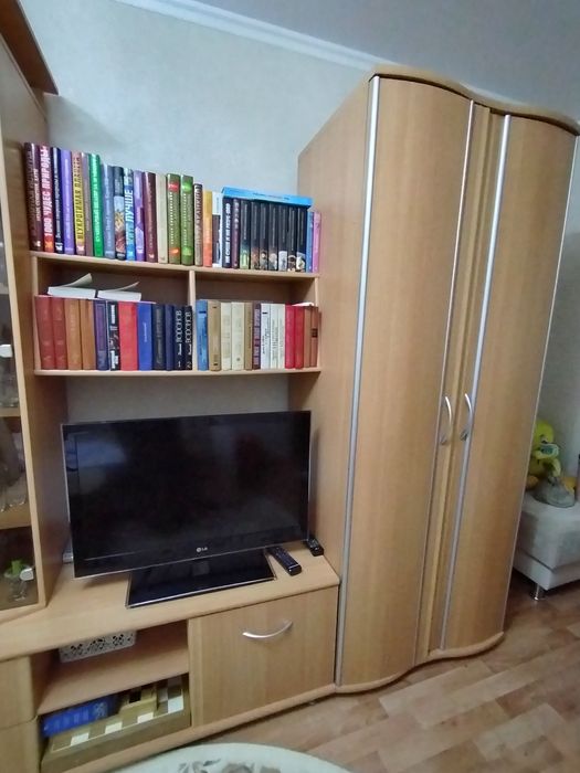 Стенка в гостиную