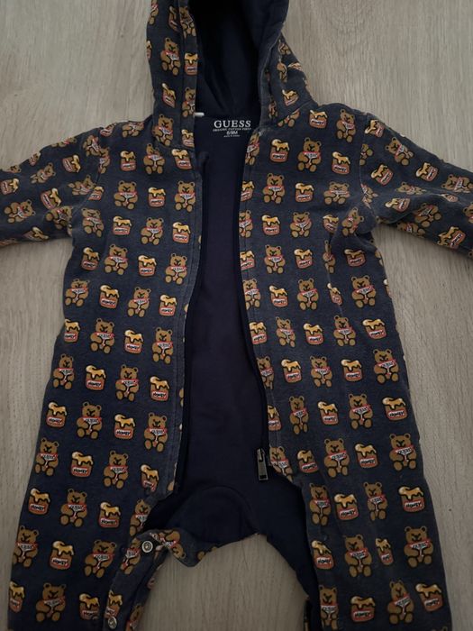 Космонавт Guess 6-9 месеца